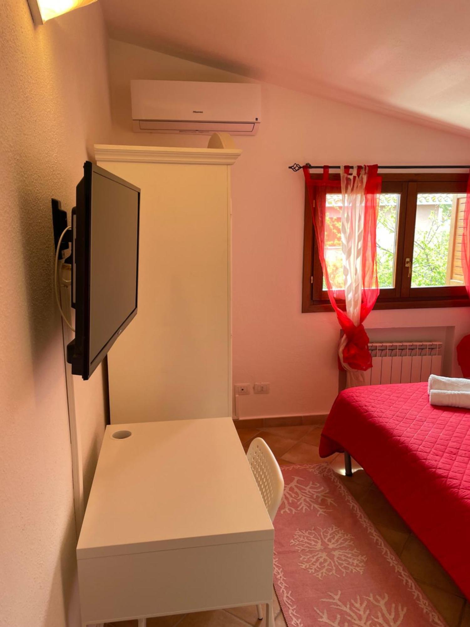 B&B Da Tizy Сан-Теодоро Экстерьер фото